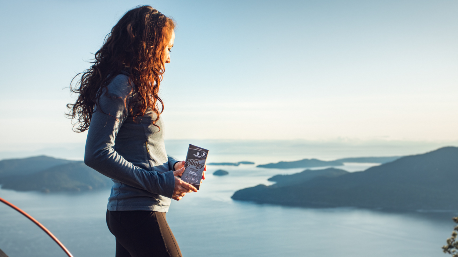 SLINKY Super Dark Panama  (80gms)